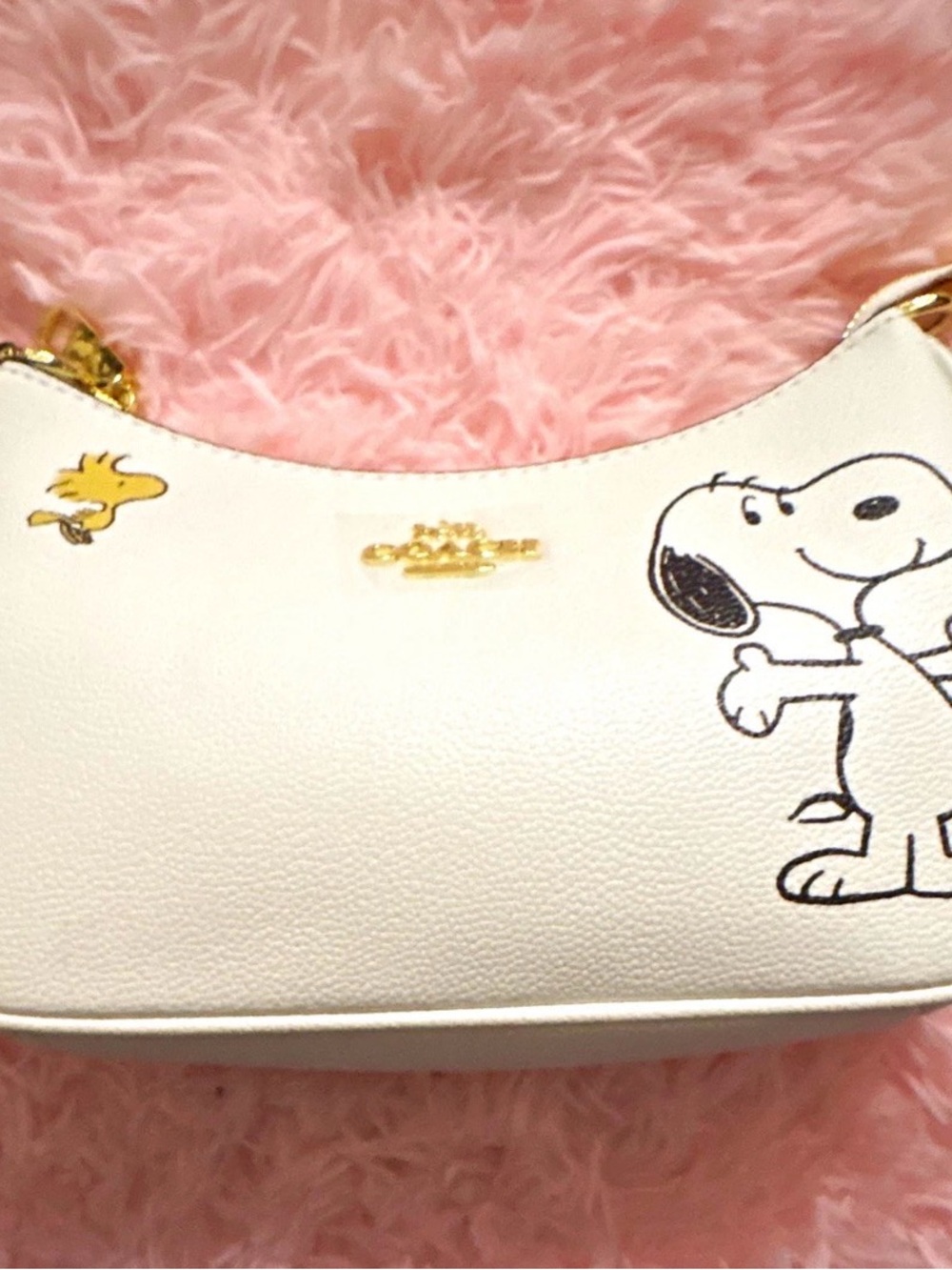 Coach Peanuts snoopy White Shoulder bag detachable straps